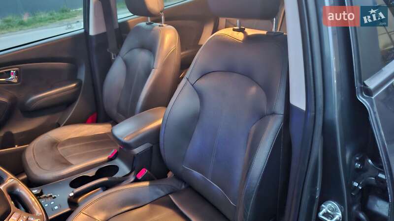 Позашляховик / Кросовер Hyundai ix35 2011 в Радивиліві