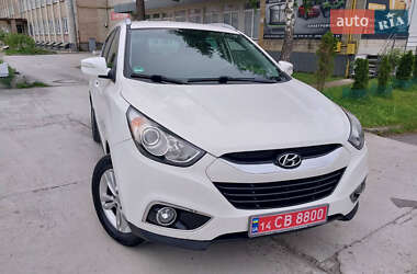 Внедорожник / Кроссовер Hyundai ix35 2012 в 