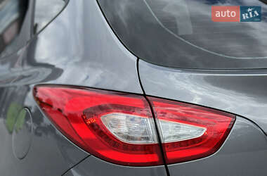 Внедорожник / Кроссовер Hyundai ix35 2014 в 
