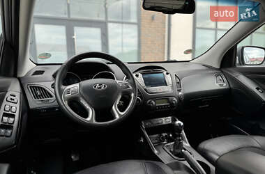 Внедорожник / Кроссовер Hyundai ix35 2014 в 
