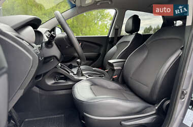 Внедорожник / Кроссовер Hyundai ix35 2014 в 