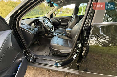 Позашляховик / Кросовер Hyundai ix35 2015 в 