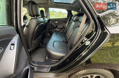 Позашляховик / Кросовер Hyundai ix35 2015 в 