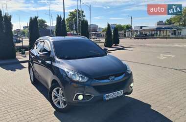 Позашляховик / Кросовер Hyundai ix35 2010 в 