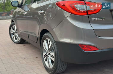 Внедорожник / Кроссовер Hyundai ix35 2014 в 