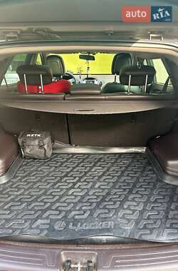Позашляховик / Кросовер Hyundai ix35 2011 в 