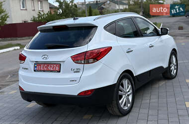 Позашляховик / Кросовер Hyundai ix35 2010 в 
