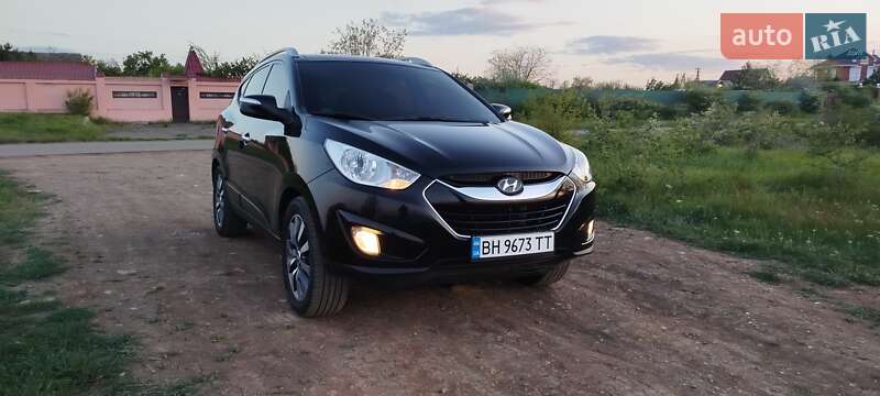 Позашляховик / Кросовер Hyundai ix35 2010 в Одесі