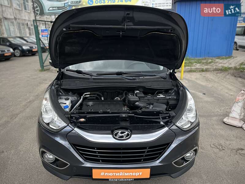 Внедорожник / Кроссовер Hyundai ix35 2011 в Сумах