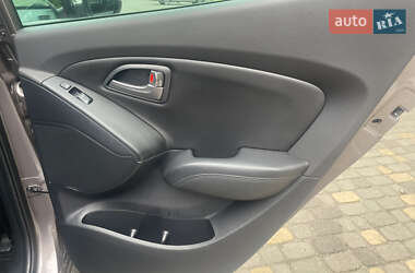 Внедорожник / Кроссовер Hyundai ix35 2014 в 