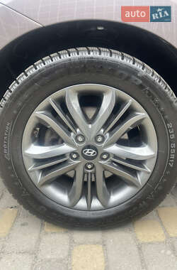 Внедорожник / Кроссовер Hyundai ix35 2014 в 