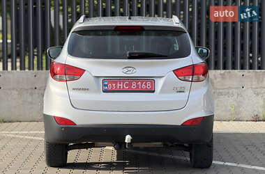 Внедорожник / Кроссовер Hyundai ix35 2011 в 