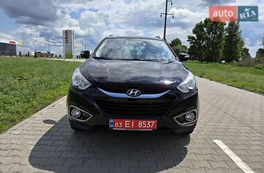 Внедорожник / Кроссовер Hyundai ix35 2012 в 