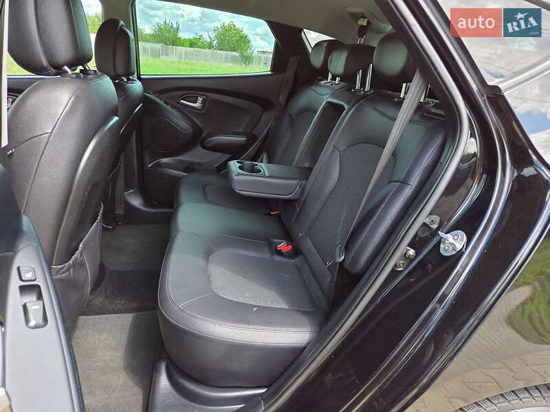 Внедорожник / Кроссовер Hyundai ix35 2012 в Харькове