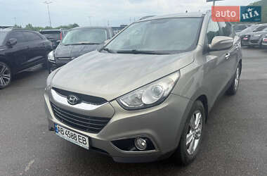 Позашляховик / Кросовер Hyundai ix35 2011 в 
