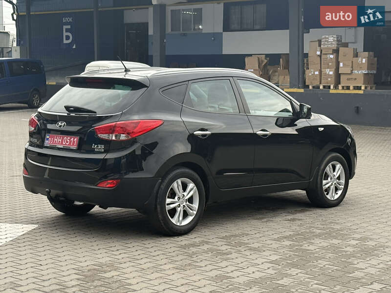 Внедорожник / Кроссовер Hyundai ix35 2013 в Ровно