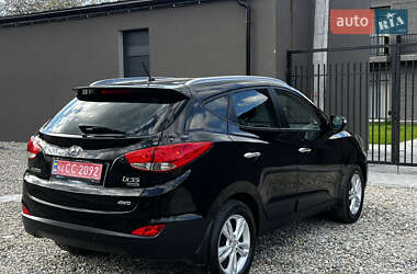 Позашляховик / Кросовер Hyundai ix35 2012 в 