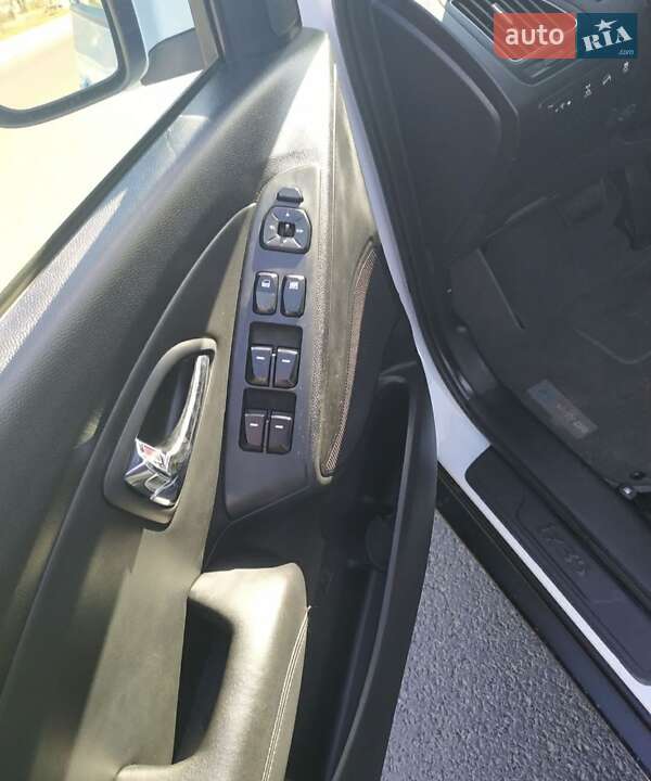 Позашляховик / Кросовер Hyundai ix35 2011 в Городку