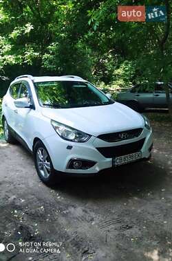 Позашляховик / Кросовер Hyundai ix35 2010 в Чернігові