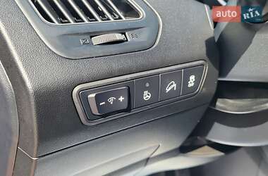 Позашляховик / Кросовер Hyundai ix35 2013 в 