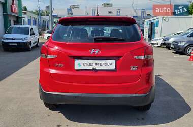 Позашляховик / Кросовер Hyundai ix35 2013 в 