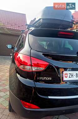Внедорожник / Кроссовер Hyundai ix35 2013 в 