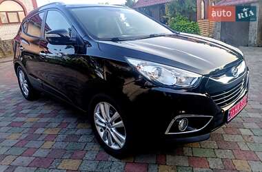 Внедорожник / Кроссовер Hyundai ix35 2013 в 