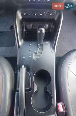 Внедорожник / Кроссовер Hyundai ix35 2013 в 