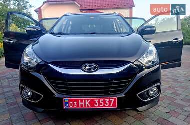 Внедорожник / Кроссовер Hyundai ix35 2013 в 