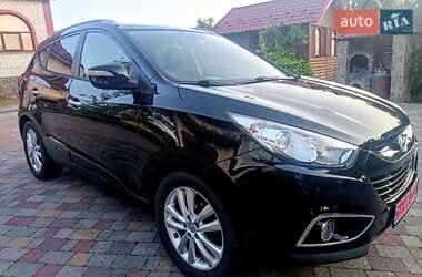 Внедорожник / Кроссовер Hyundai ix35 2013 в 
