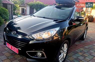 Внедорожник / Кроссовер Hyundai ix35 2013 в 
