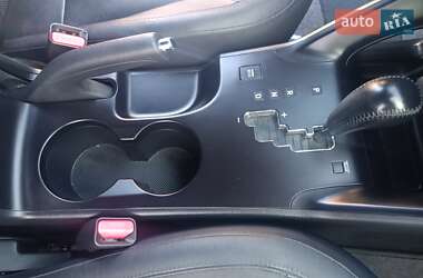 Внедорожник / Кроссовер Hyundai ix35 2013 в 