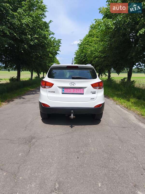 Позашляховик / Кросовер Hyundai ix35 2012 в Рівному