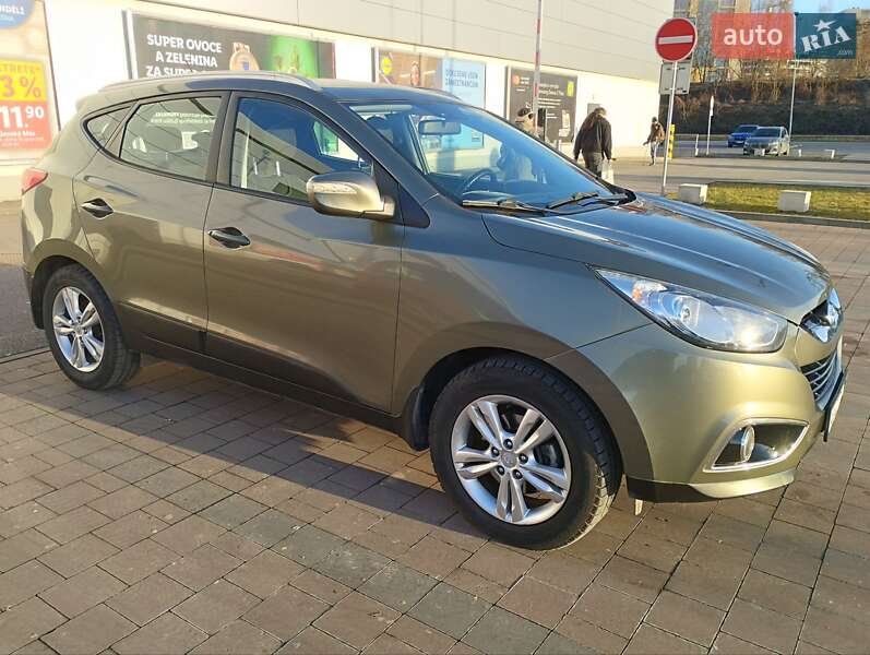 Позашляховик / Кросовер Hyundai ix35 2010 в Львові