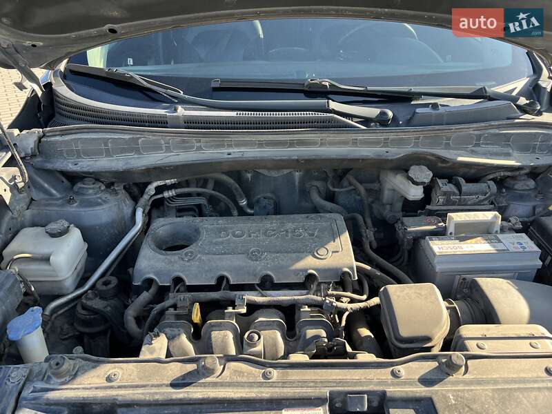 Позашляховик / Кросовер Hyundai ix35 2011 в Львові