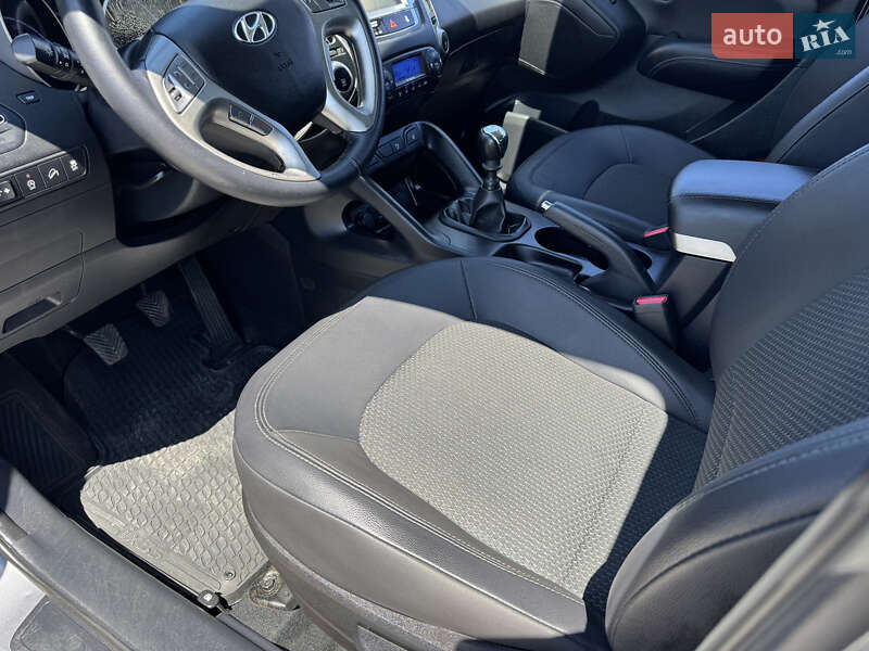 Внедорожник / Кроссовер Hyundai ix35 2013 в Стрые