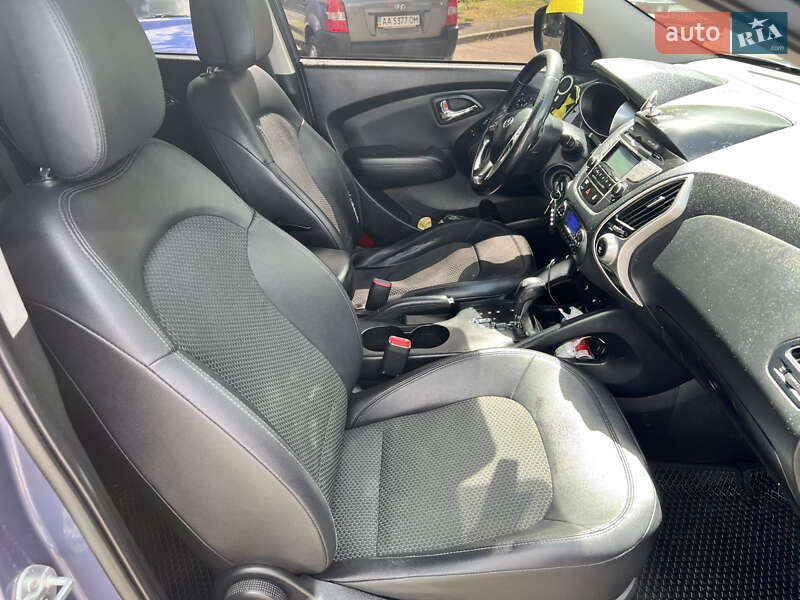 Внедорожник / Кроссовер Hyundai ix35 2011 в Киеве