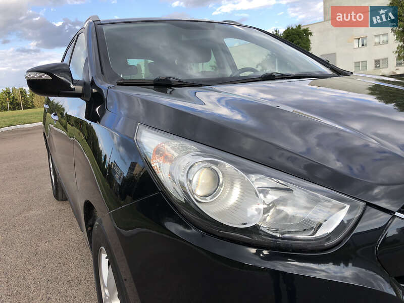 Позашляховик / Кросовер Hyundai ix35 2010 в Рівному