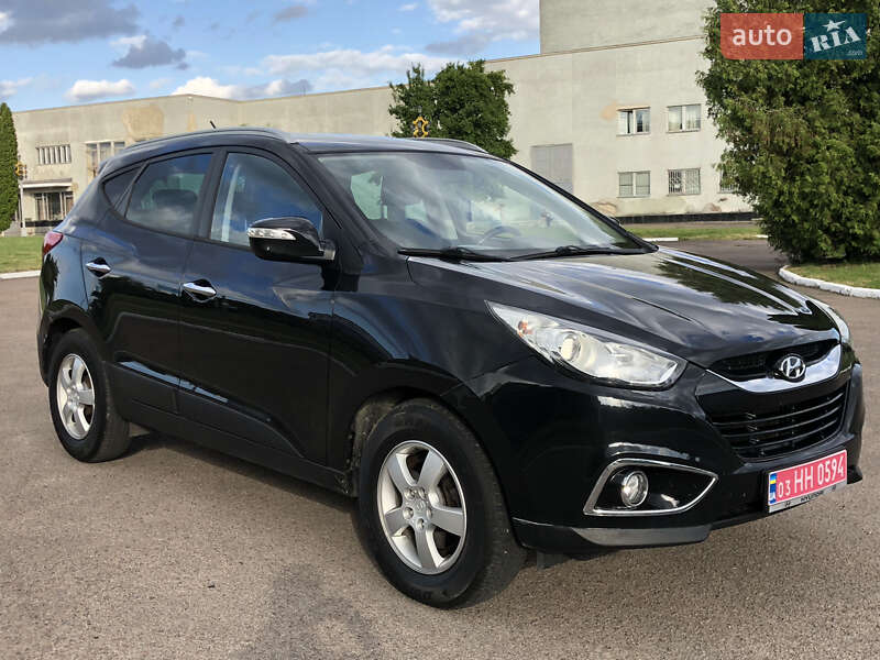 Позашляховик / Кросовер Hyundai ix35 2010 в Рівному