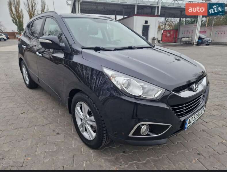 Внедорожник / Кроссовер Hyundai ix35 2010 в Виннице