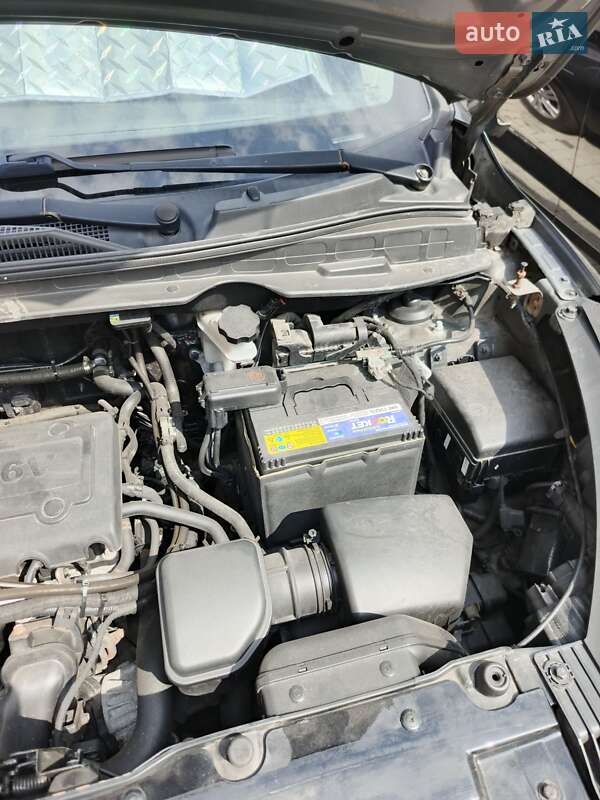 Внедорожник / Кроссовер Hyundai ix35 2010 в Виннице