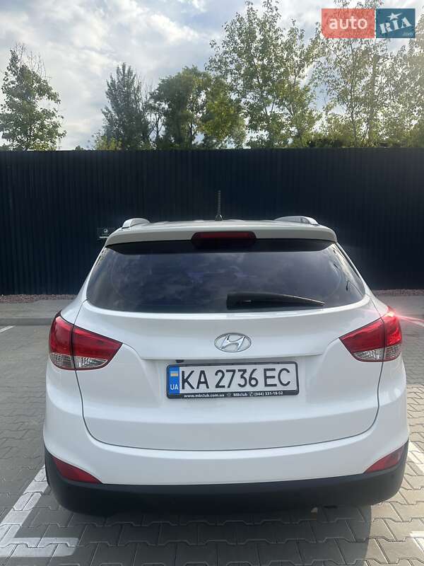 Внедорожник / Кроссовер Hyundai ix35 2012 в Киеве