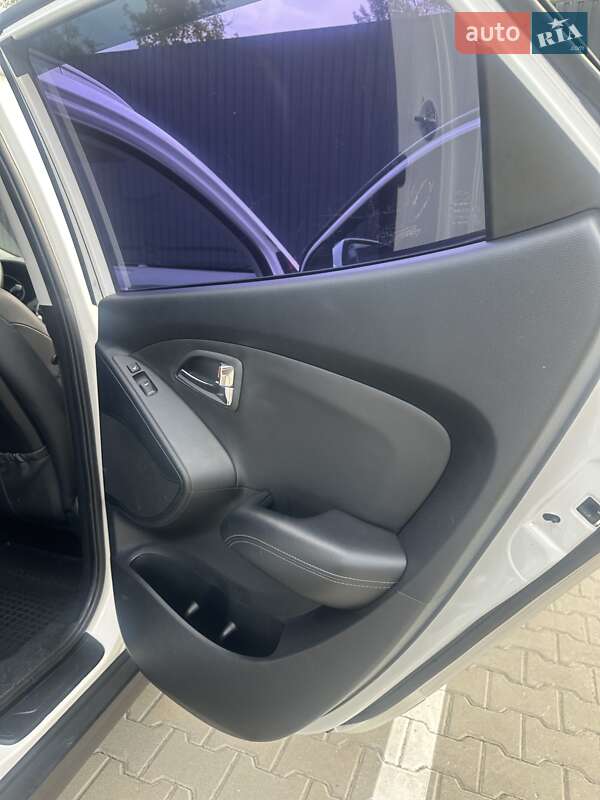 Внедорожник / Кроссовер Hyundai ix35 2012 в Киеве