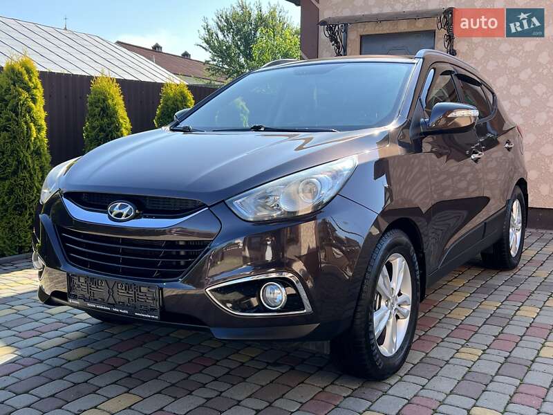 Внедорожник / Кроссовер Hyundai ix35 2010 в Ивано-Франковске