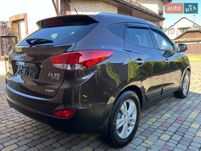 Внедорожник / Кроссовер Hyundai ix35 2010 в Ивано-Франковске