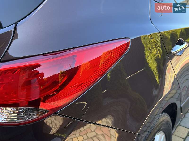 Внедорожник / Кроссовер Hyundai ix35 2010 в Ивано-Франковске