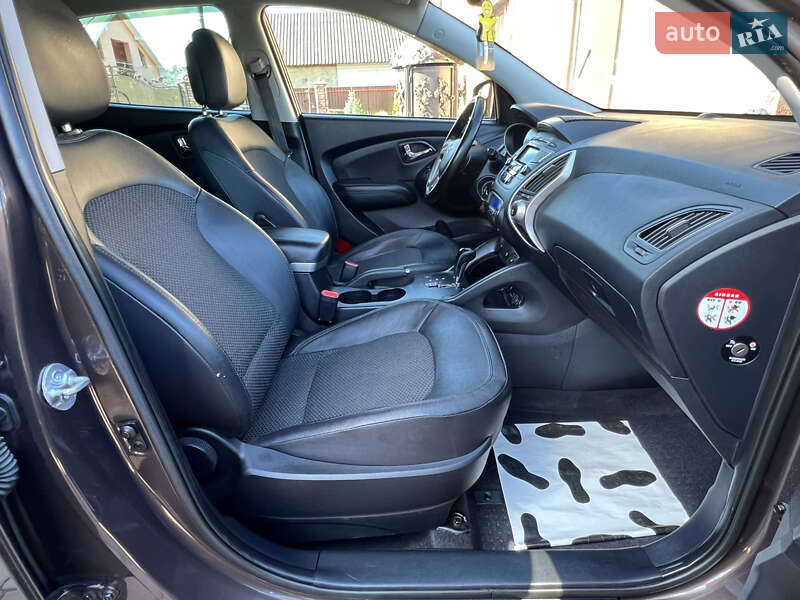 Внедорожник / Кроссовер Hyundai ix35 2010 в Ивано-Франковске