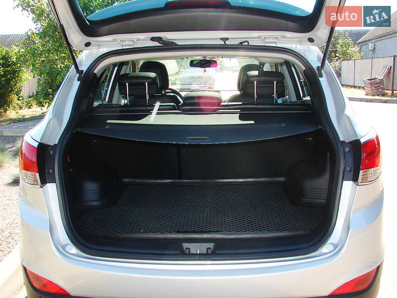 Внедорожник / Кроссовер Hyundai ix35 2012 в Одессе