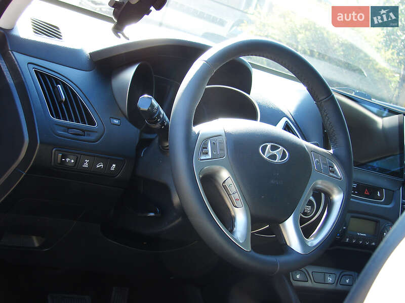 Внедорожник / Кроссовер Hyundai ix35 2012 в Одессе