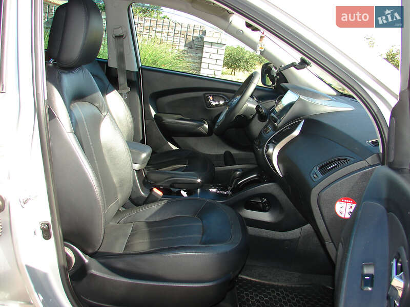 Внедорожник / Кроссовер Hyundai ix35 2012 в Одессе